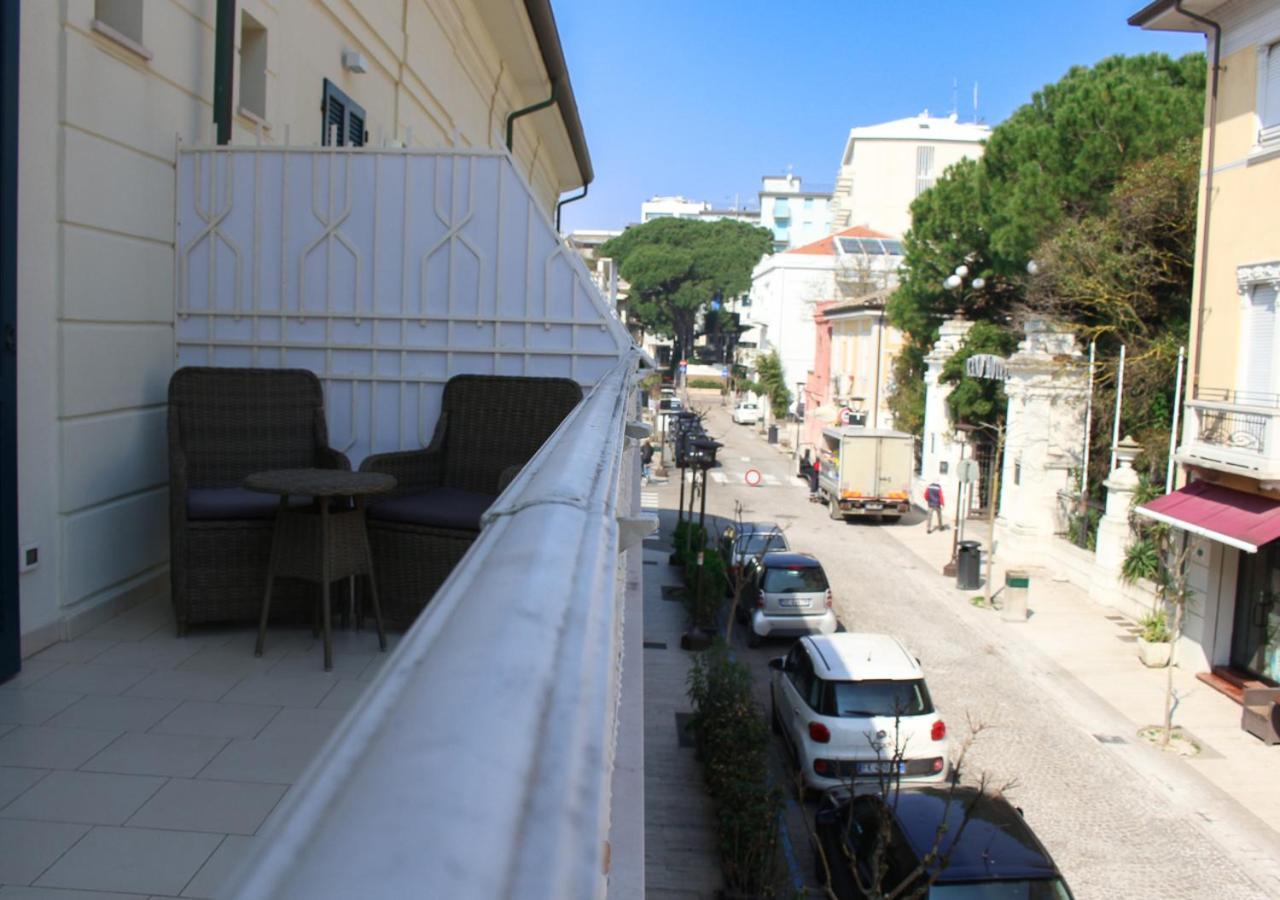 Bmp Apartment Atmosphere 1 Centrale Con Garage Риччоне Екстер'єр фото